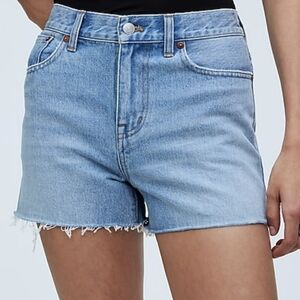 Madewell Relaxed Denim Shorts in Lytle Wash Raw Hem Edition 16W 16 W